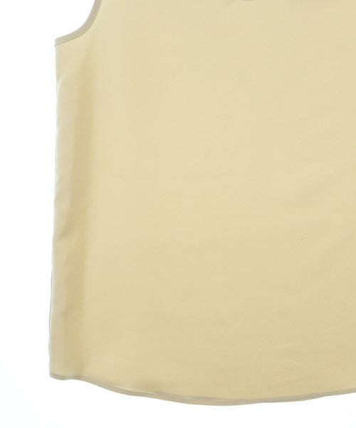 NOBLE เสื้อสายเดี่ยว