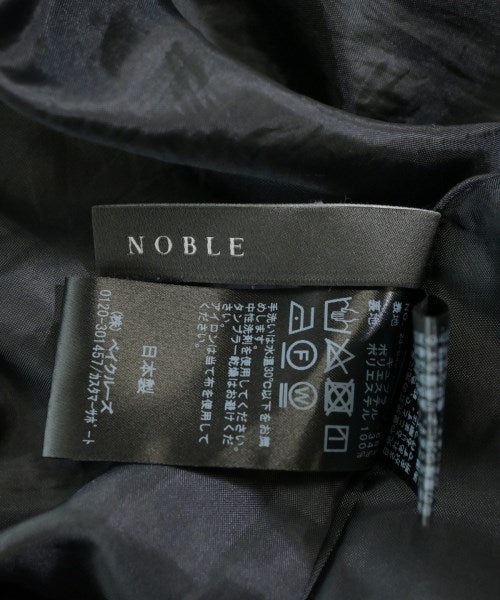 NOBLE ชุดเดรส