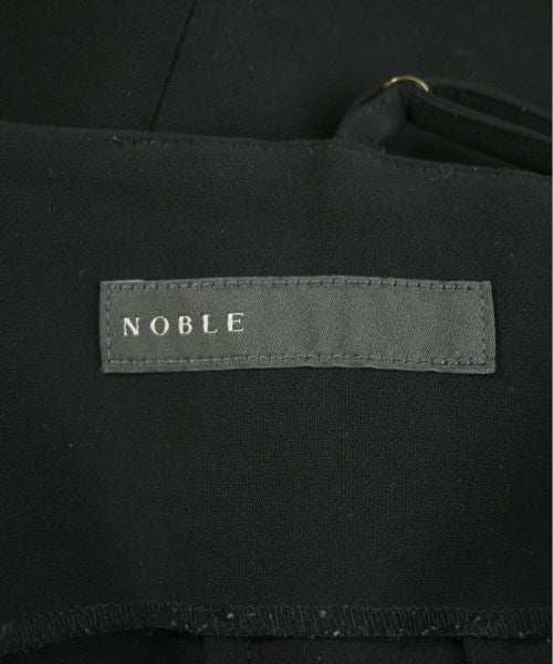 NOBLE ชุดเดรส