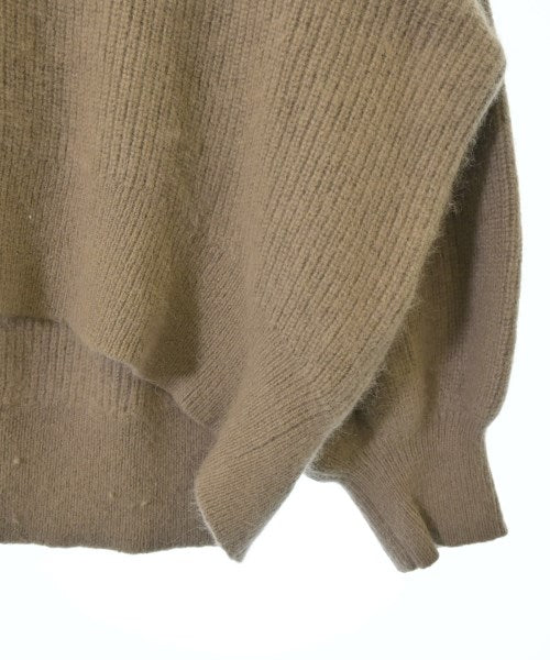 NOBLE เสื้อกันหนาว