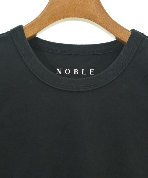 NOBLE เสื้อยืด/เสื้อท็อปส์