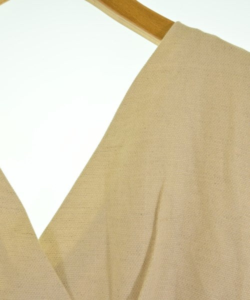 NOBLE ชุดเดรส