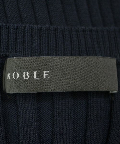 NOBLE เสื้อแขนกุด