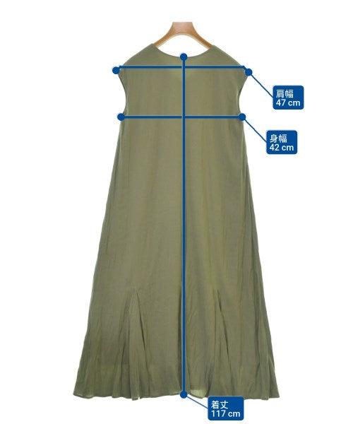 NOBLE ชุดเดรส