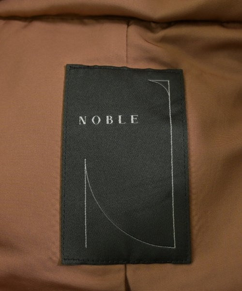 NOBLE แจ็คเก็ตดาวน์/เสื้อกั๊ก