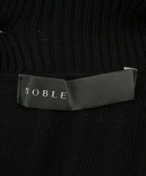 NOBLE ชุดเดรส