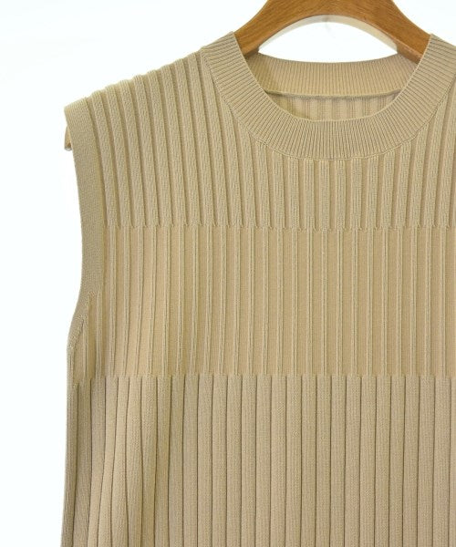 NOBLE ชุดเดรส