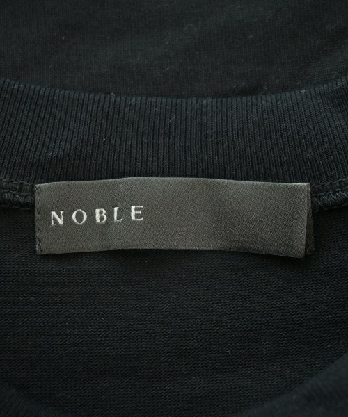 NOBLE เสื้อยืด/เสื้อท็อปส์