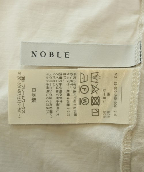NOBLE เสื้อยืด/เสื้อท็อปส์