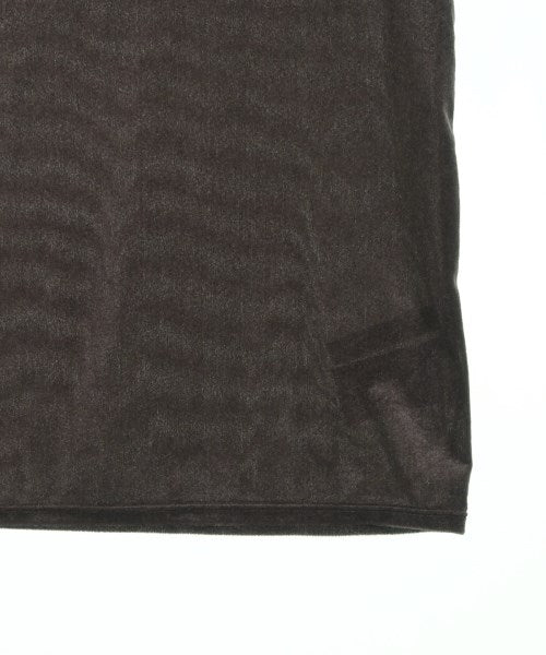 NOBLE เสื้อยืด/เสื้อท็อปส์