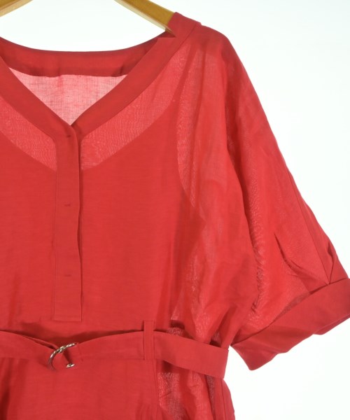 NOBLE ชุดเดรส