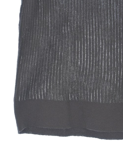 NOBLE เสื้อยืด/เสื้อท็อปส์