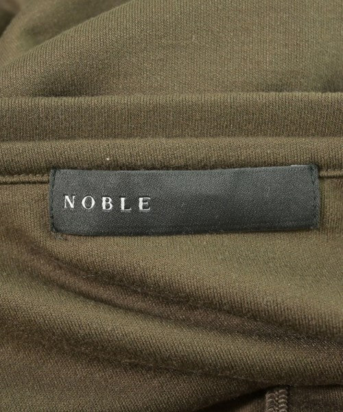 NOBLE ชุดเดรส