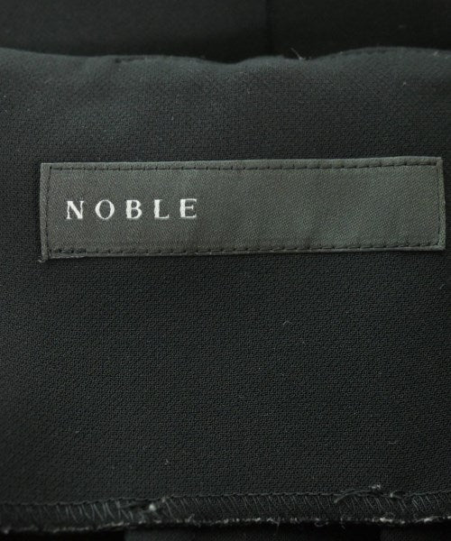NOBLE ชุดเดรส