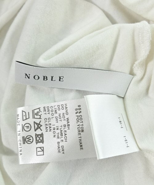 NOBLE เสื้อยืด/เสื้อท็อปส์