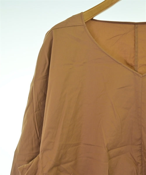 NOBLE เสื้อสตรี