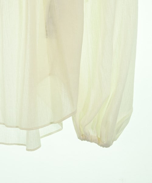 NOBLE เสื้อสตรี