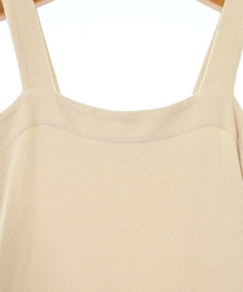 NOBLE ชุดเดรส