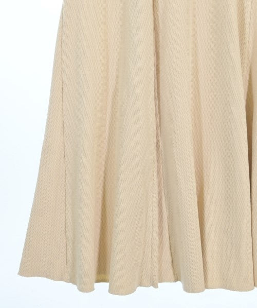 NOBLE ชุดเดรส