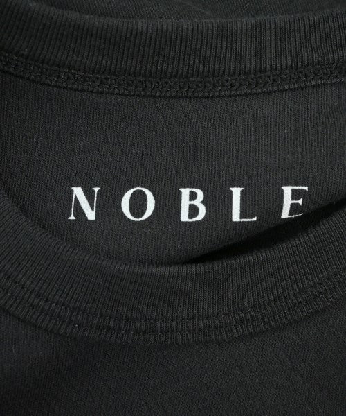 NOBLE เสื้อยืด/เสื้อท็อปส์