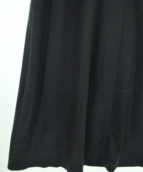 NOBLE ชุดเดรส