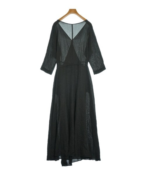 NOBLE ชุดเดรส