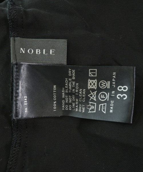 NOBLE ชุดเดรส