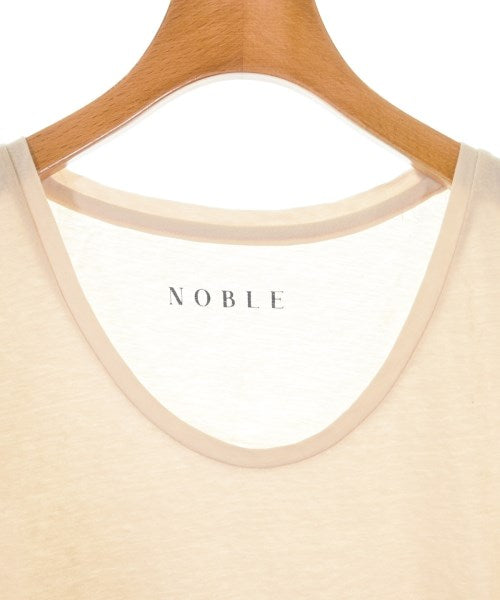NOBLE เสื้อยืด/เสื้อท็อปส์