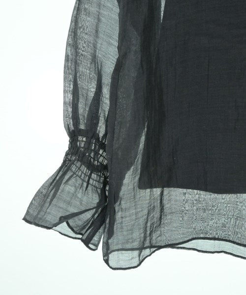 NOBLE เสื้อสตรี