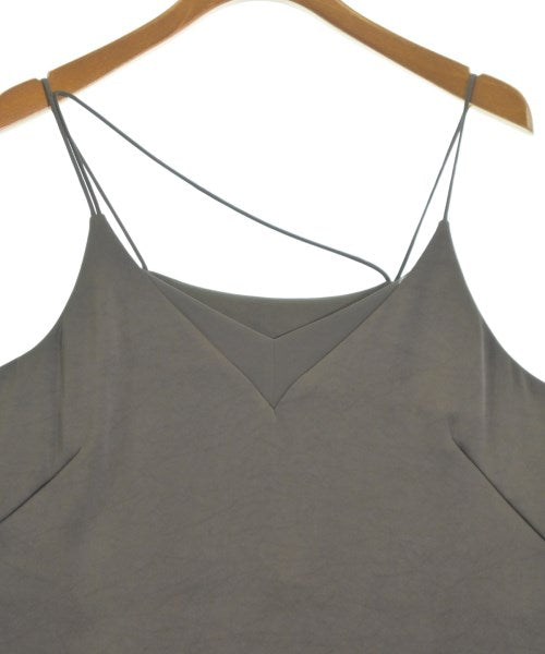 NOBLE เสื้อสตรี