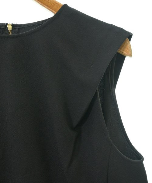 NOBLE เสื้อสตรี