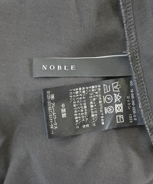 NOBLE ชุดเดรส