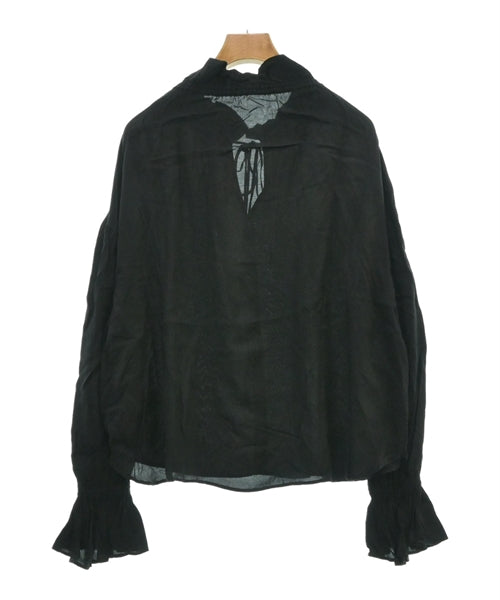 NOBLE เสื้อสตรี