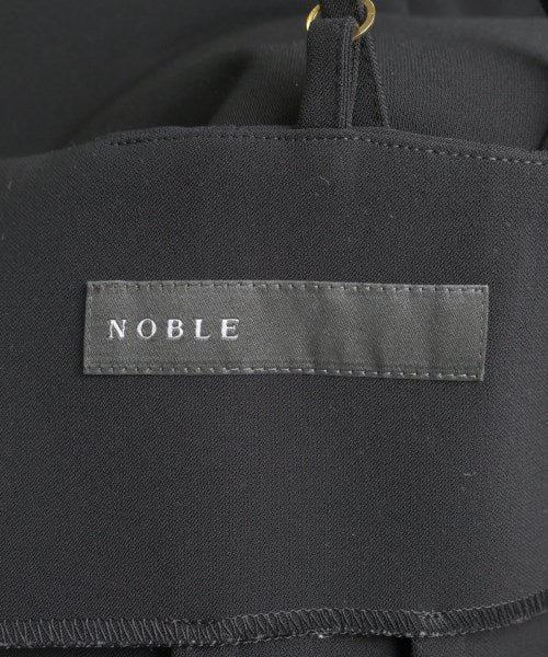 NOBLE ชุดเดรส