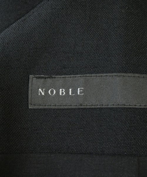 NOBLE ชุดเดรส