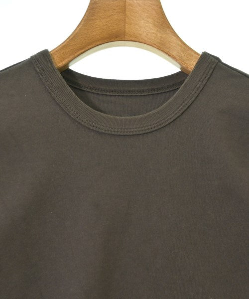 NOBLE เสื้อยืด/เสื้อท็อปส์