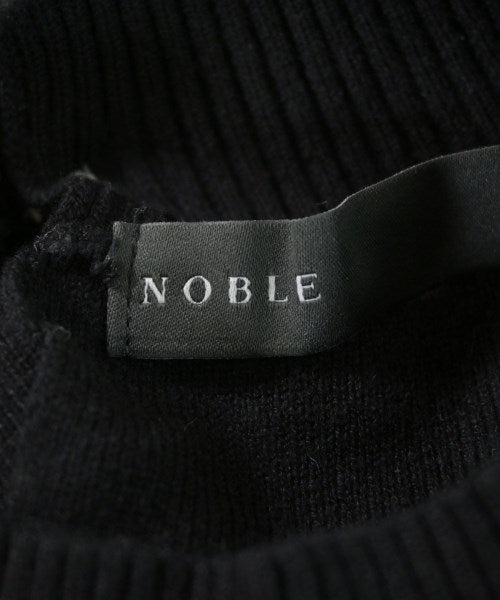 NOBLE ชุดเดรส