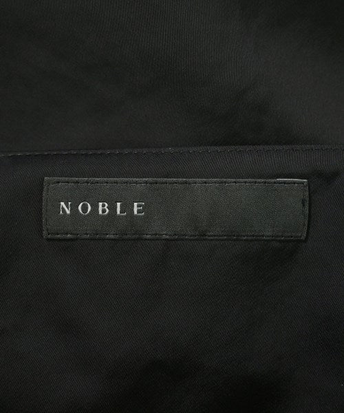 NOBLE ชุดเดรส