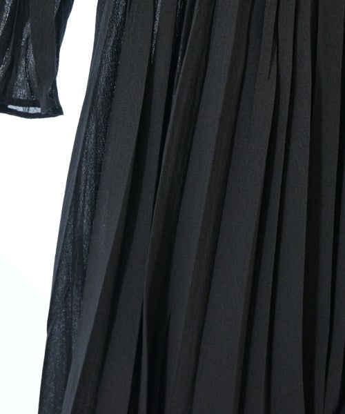 NOBLE ชุดเดรส