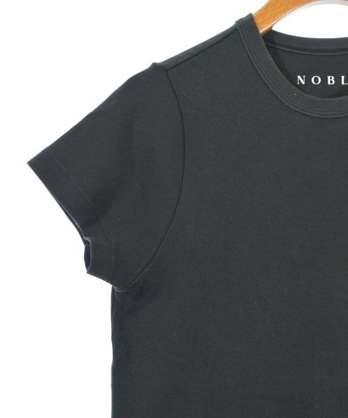 NOBLE เสื้อยืด/เสื้อท็อปส์