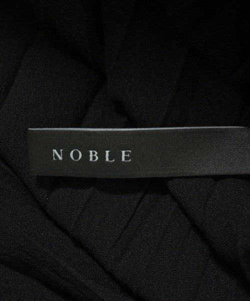 NOBLE ชุดเดรส
