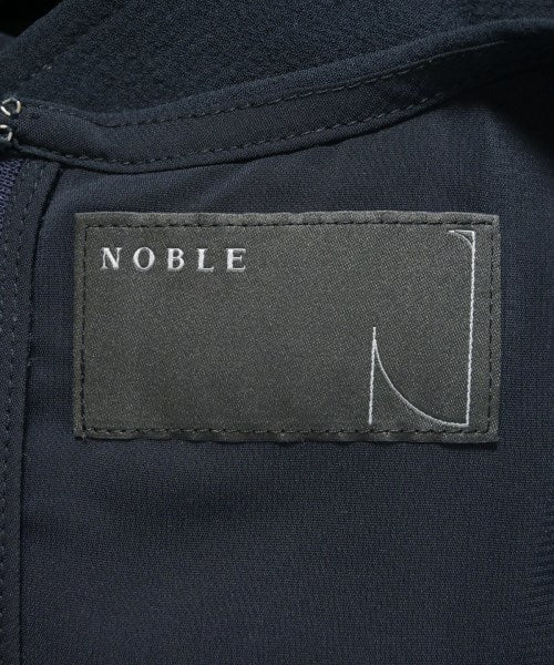 NOBLE ชุดเอี๊ยม/เสื้อคลุมหลวมๆ/จั๊มสูท