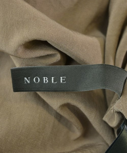 NOBLE ชุดเดรส