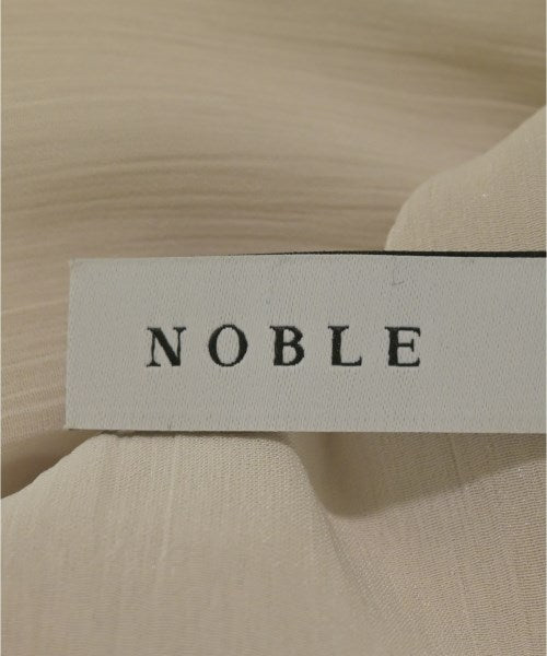 NOBLE ชุดเดรส