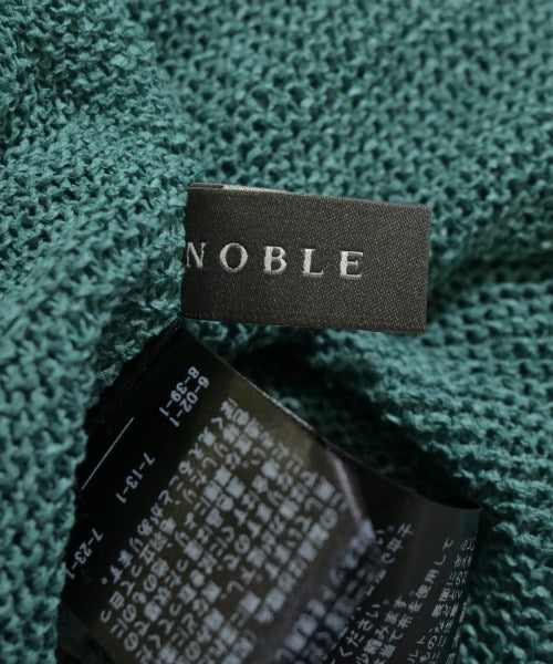 NOBLE เสื้อแขนกุด