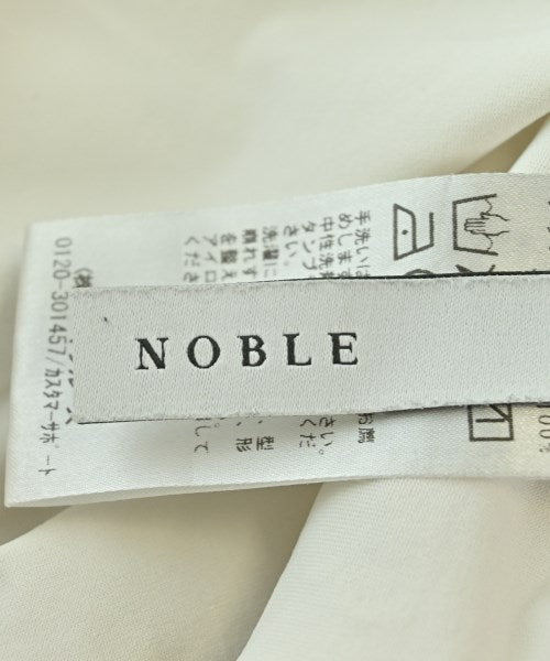 NOBLE เสื้อสายเดี่ยว