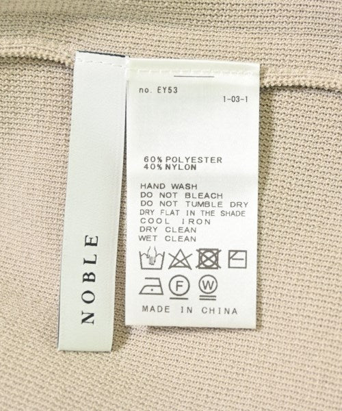 NOBLE เสื้อแขนกุด