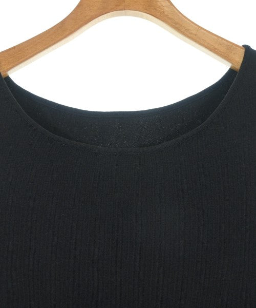 NOBLE เสื้อแขนกุด