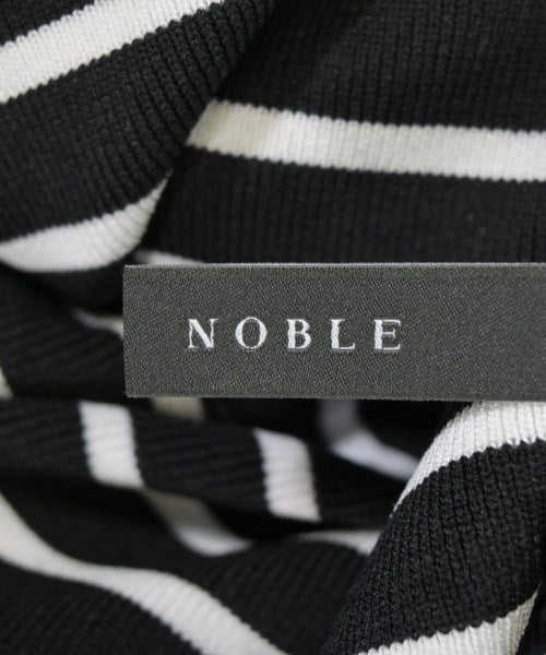 NOBLE เสื้อแขนกุด