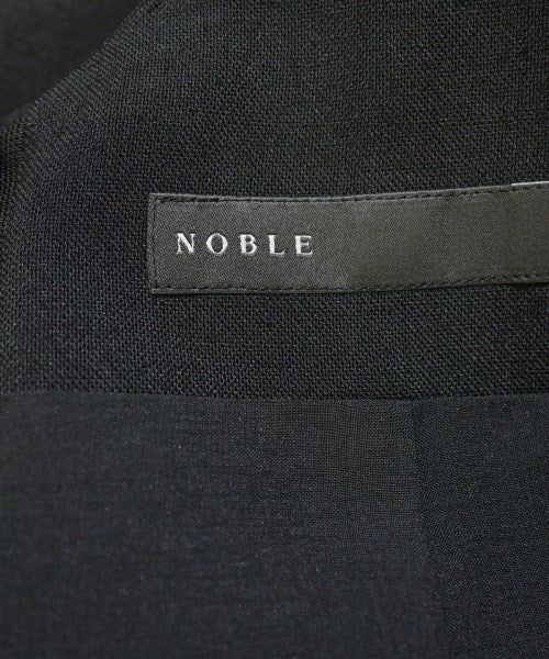 NOBLE ชุดเดรส